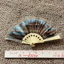Vintage Plastic Lace Canvas Hand Fan Fold Up 1920-1930s Spain Venezia - Antique