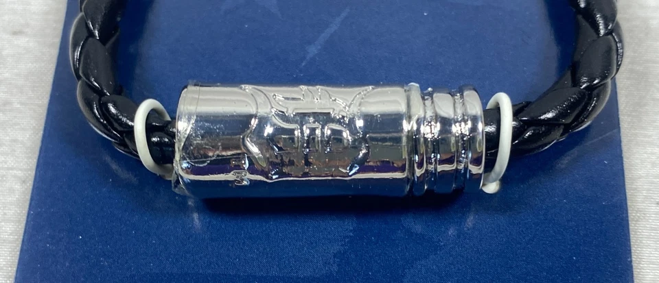 Lot of 15 - MLB Official Detroit Tigers Magnetic Bracelet 101420 - NEW - Image 3 of 4