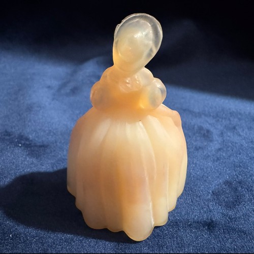 Uranium Glass Boyd Melissa Doll in Ivory Blush June 2001 Glows Figurine Dress - Picture 14 of 14