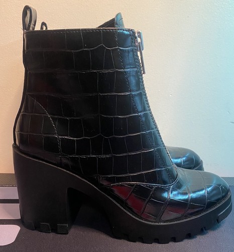 BP Marley Front Zip Croc Embossed Bootie Black Women's Size 6M - Picture 3 of 10