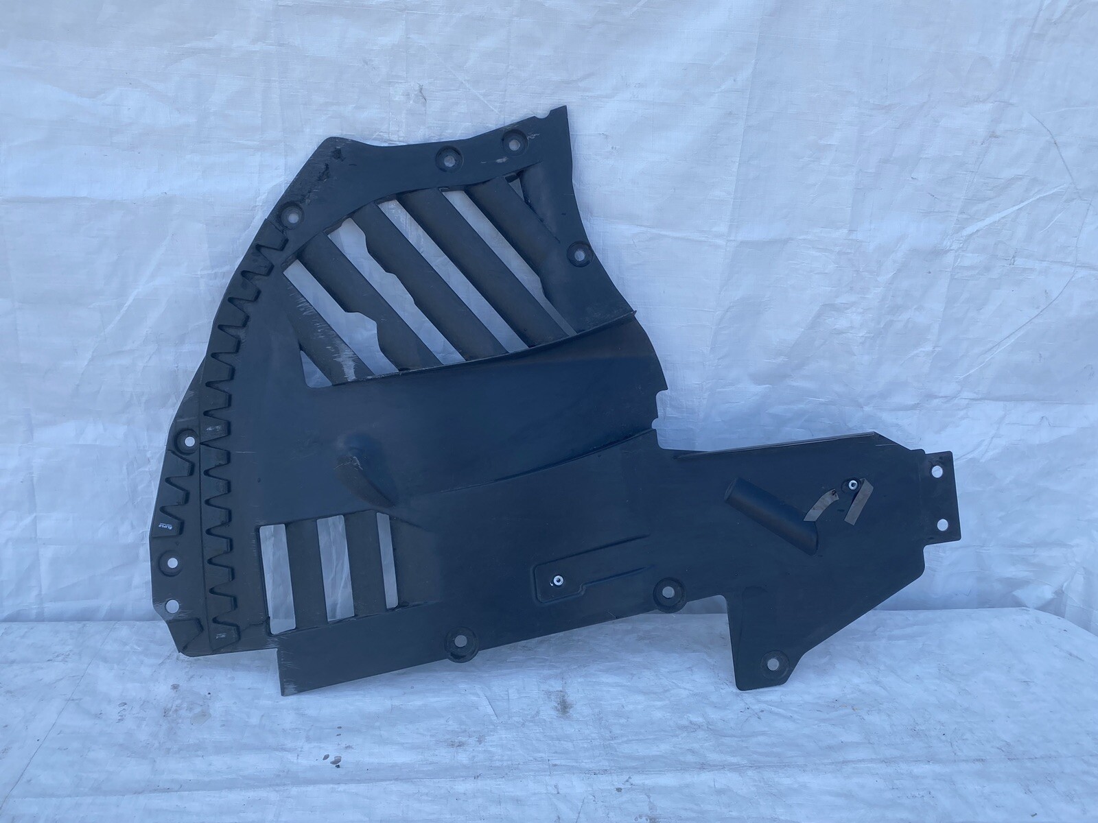 FERRARI 599 RIGHT DRIVER SIDE PLASTIC TRIM P/N 89268000 202771