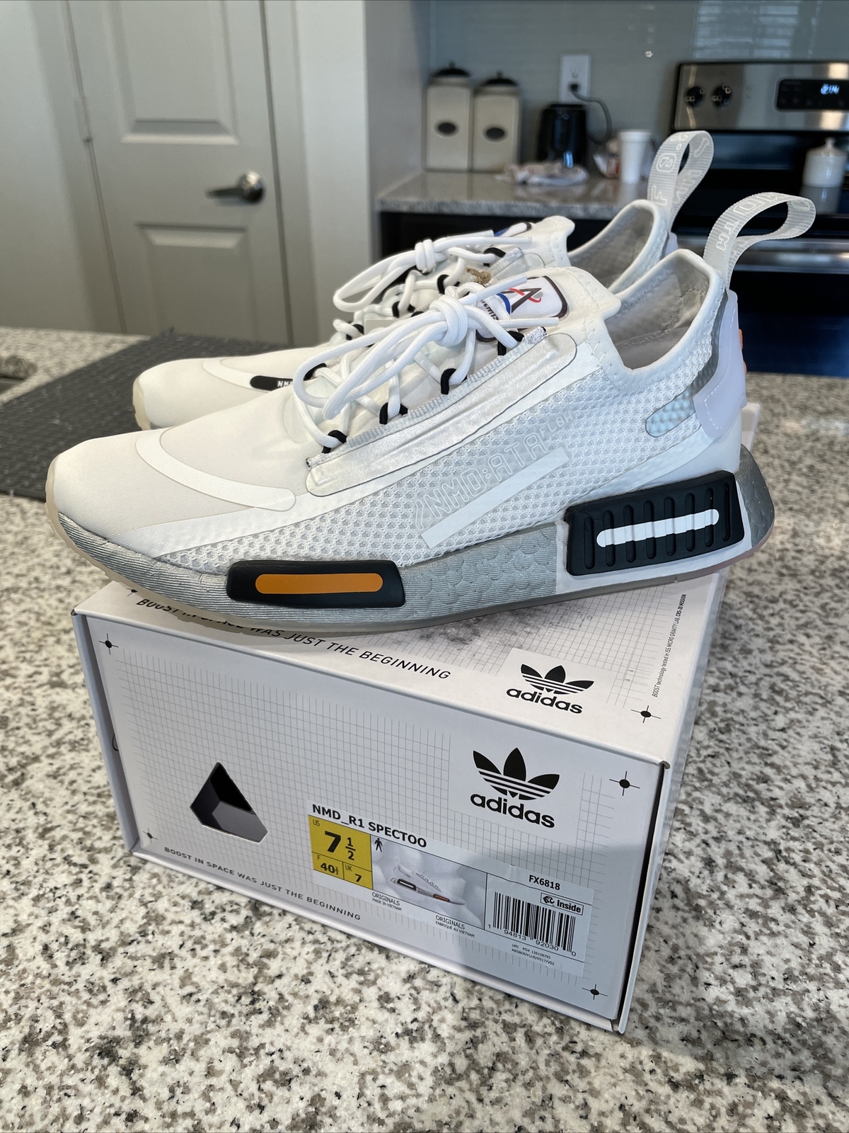 NASA adidas NMD R1 Spectoo Grey White FX6818 - Fastsole