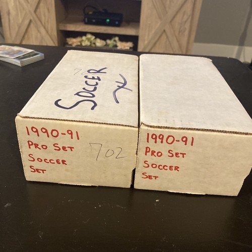 1990 1991 PRO SET SOCCER 2 COMPLETE SETS N WONDERFUL CONDITION N 
