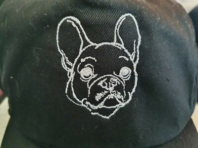 Snapback cap schwarz, Stick mit Ricoma, mit Schwamm leicht zu reinigen