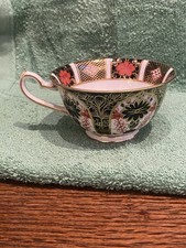 Vintage Royal Crown Derby Old Imari 2458 Footed Teacup & Saucer