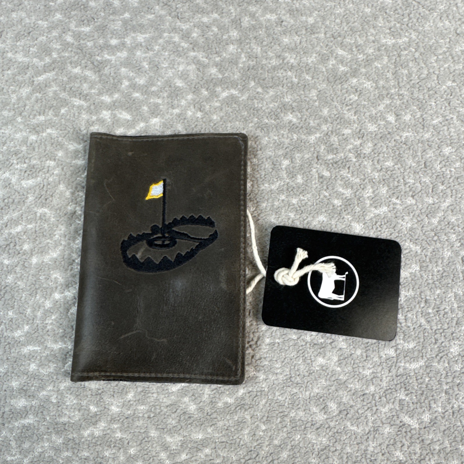 NWT Dormie Workshop Leather Yardage Book Cover  Bear Trap Go