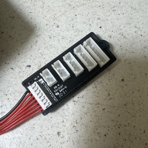 Cargador Lectron Pro ACDC-10A 1S-6S 10 amperios LiPo/LiFe/LiHV/NiMH con cables - Imagen 4 de 7