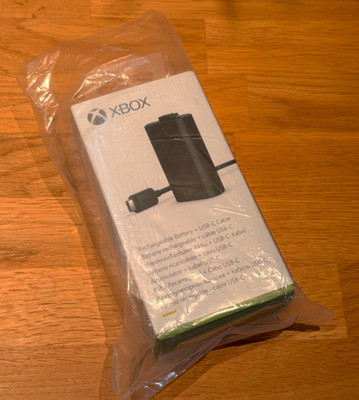 NEU - Xbox Series / One Play & Charge Kit Original Controller-Akku ohne Kabel