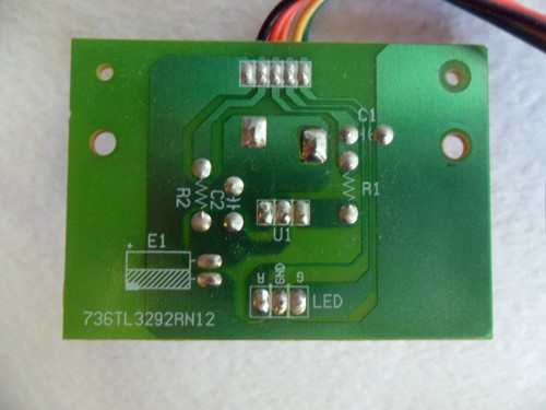 Hannspree GT03-37E1 Infra Red Receiver PCB 736TL3292RN12 & Lead - Picture 4 of 4