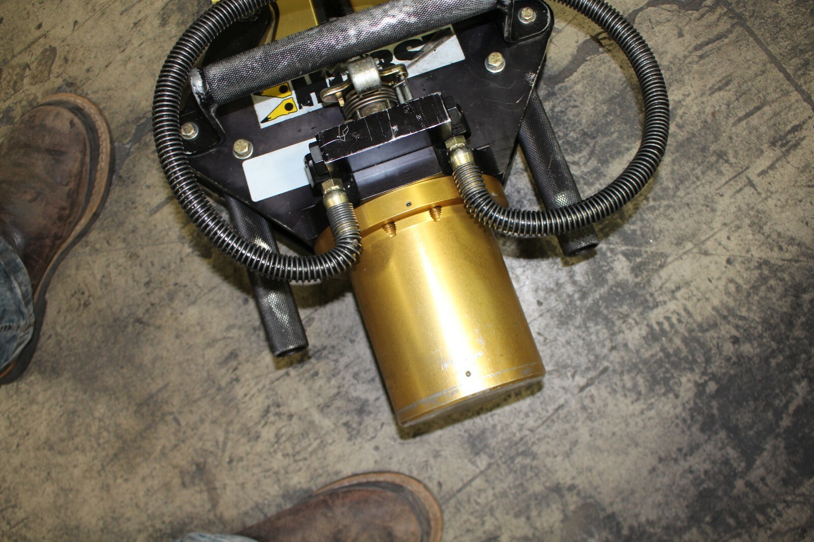 Picture 3 of 5