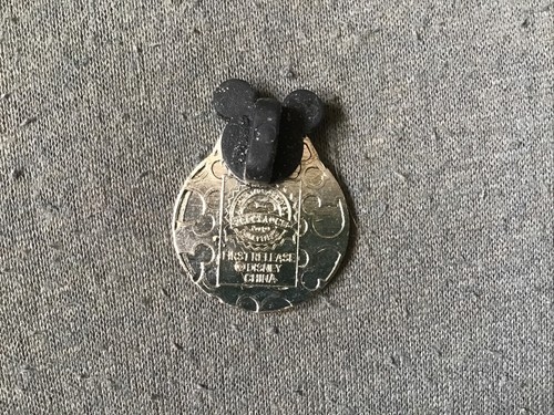 Disney Parks 2010 Trading Pin Ladybird Hidden Mickey First Release Disneyland - Picture 2 of 2