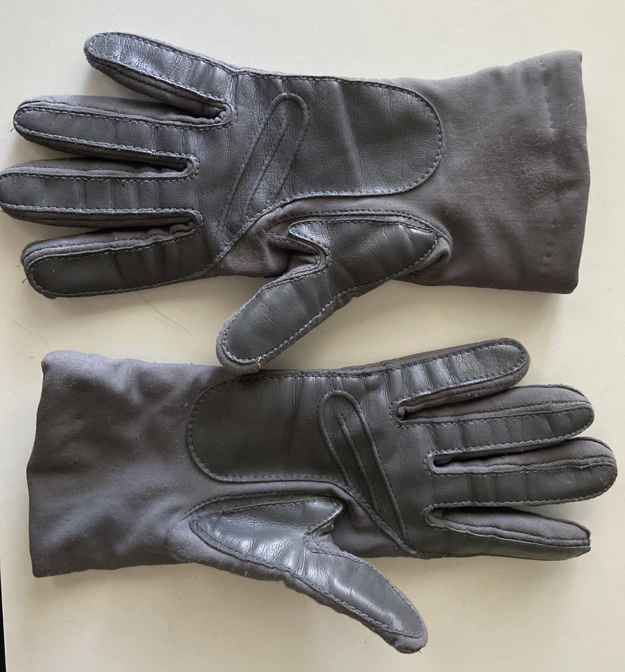 Guantes de conducción L'EGGS Sheer Energy tejidos forrados para damas grises talla grande Foto 2 de 3