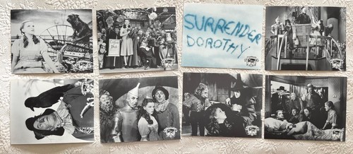 Lot of 6 “Wizard Of Oz” 50th Anniversary 8x10 B&W Movie Stills 1939-1989 - Bild 1 von 5