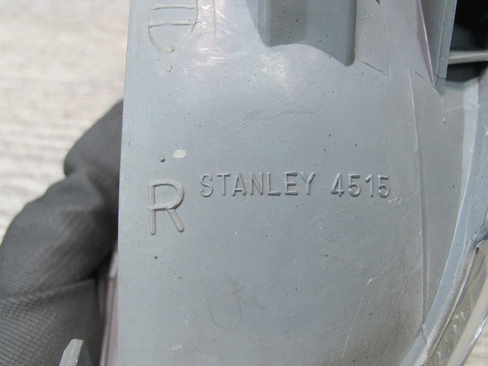 98-00 LEXUS UCF20L LS400 SET OF 2 FRONT LEFT & RIGHT TURN SIGNAL LIGHT LAMP OEM - Image 3 of 4