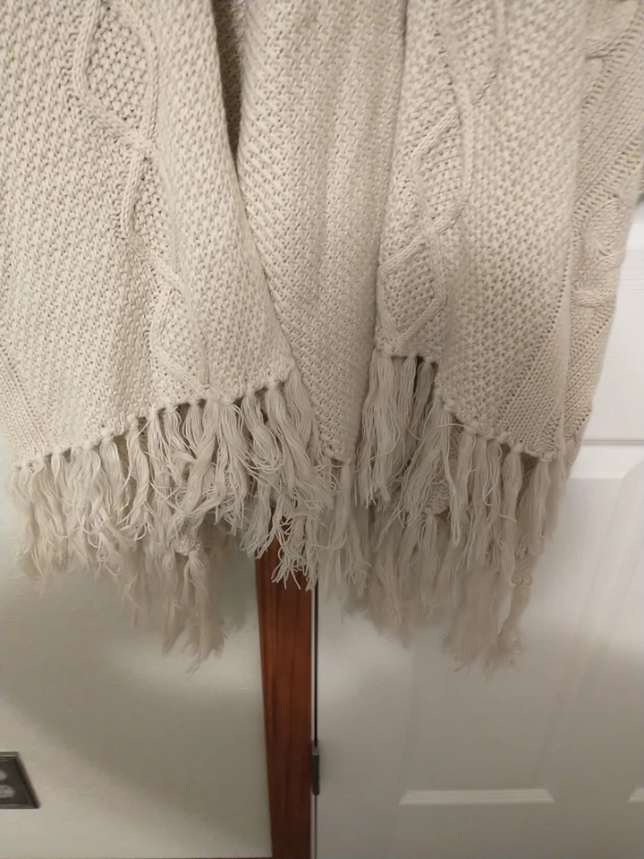 NWT Pia Rossini Almond Colored Wrap With Faux Fur Trim One Size - Image 4 of 4