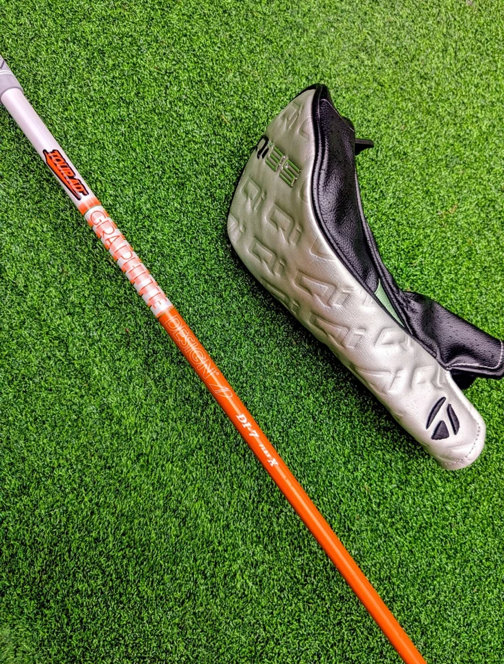 Taylormade Qi35 Tour #7 Wood / 21 Degree / Graphite Design Tour AD X-Stiff Shaft - Image 4 of 4