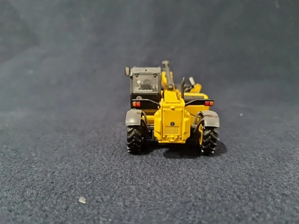 ROS PALA GOMMATA NEW HOLLAND LM 1745 TURBO SCALA 1:32 - Immagine 4 di 4