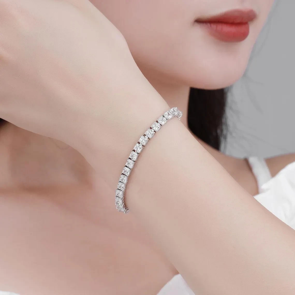 8Ct Princess Cut Certified Lab-Grown/CVD Diamond Charm Tennis Bracelet 14k Gold