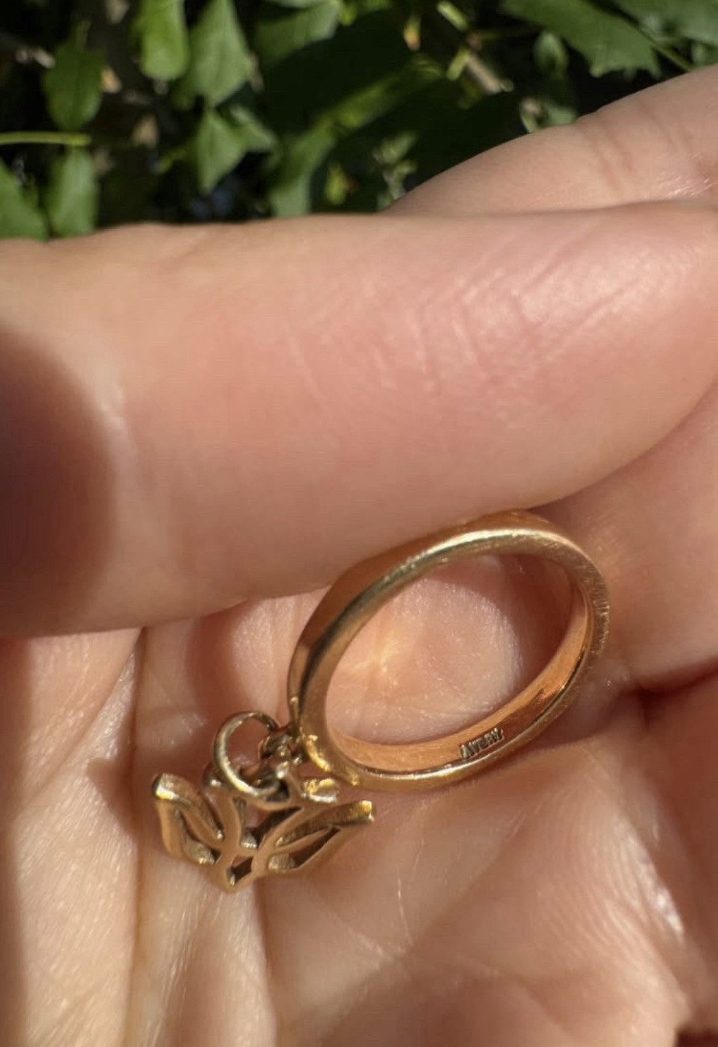 James Avery 14K Solid Gold Ring with Dangling Tul… - image 3