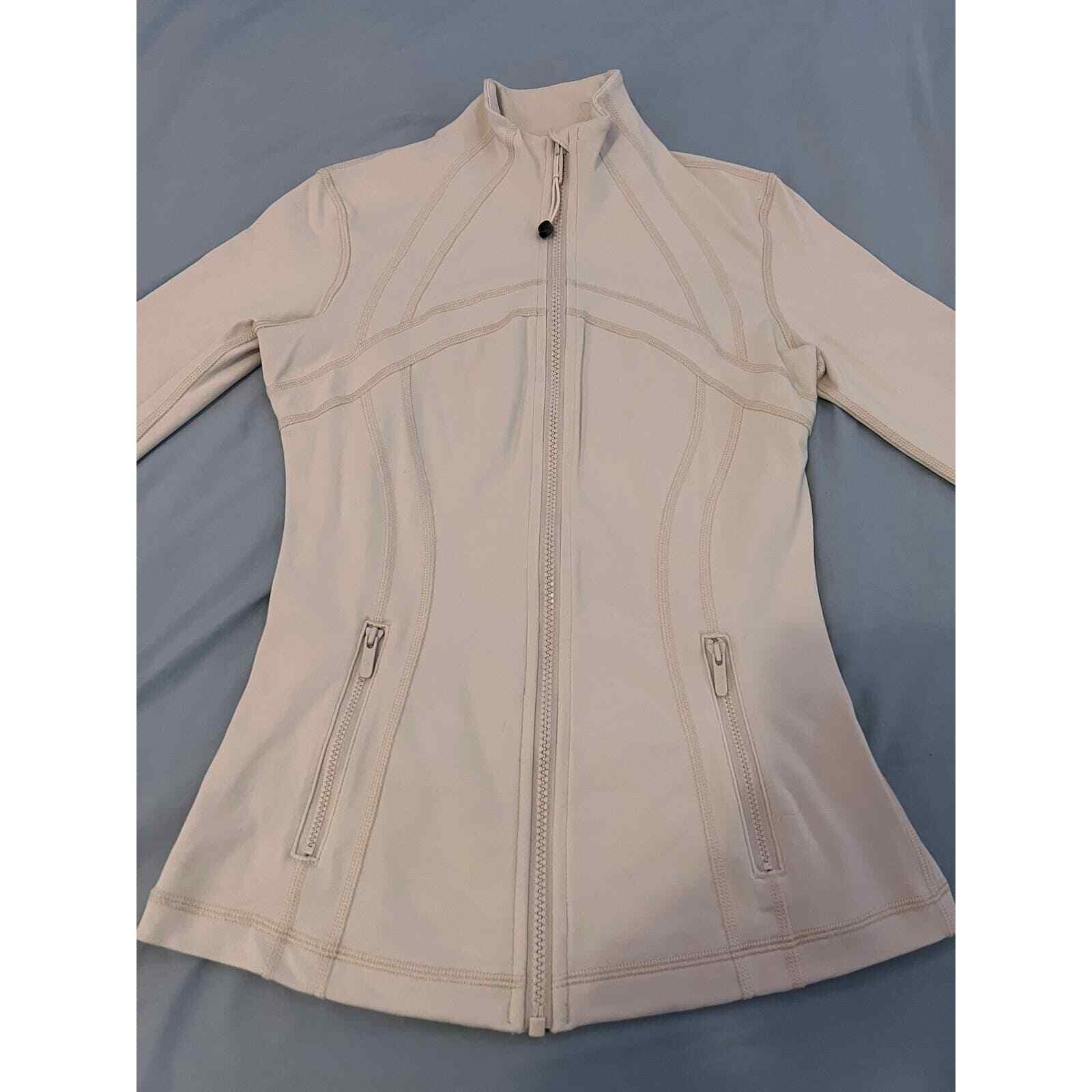 Lululemon Define Jacket in White Opal, Size 4 - Luon Fabric image 6