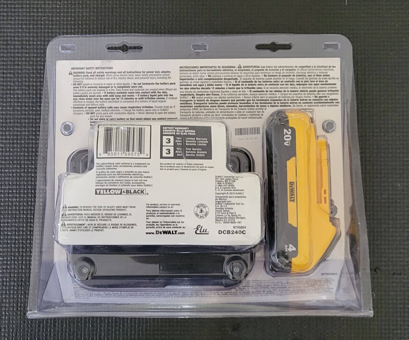 DEWALT DCB240C 20V FUEL GUAGE 4.0Ah LIION COMPACT BATTERY & CHARGER