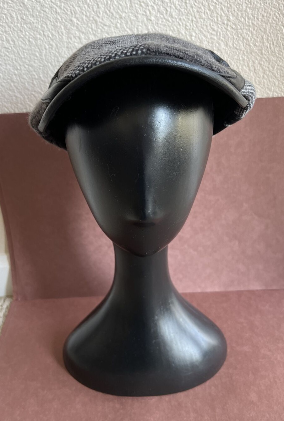 Jamont Gray Patchwork Driving Cap with Black Faux… - image 2