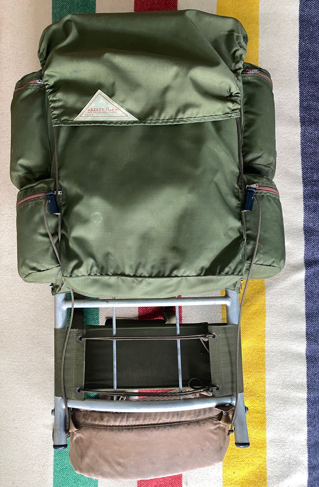 Kelty Pack Vintage Camping Backpack Cabin Wall Decor Army Green RL