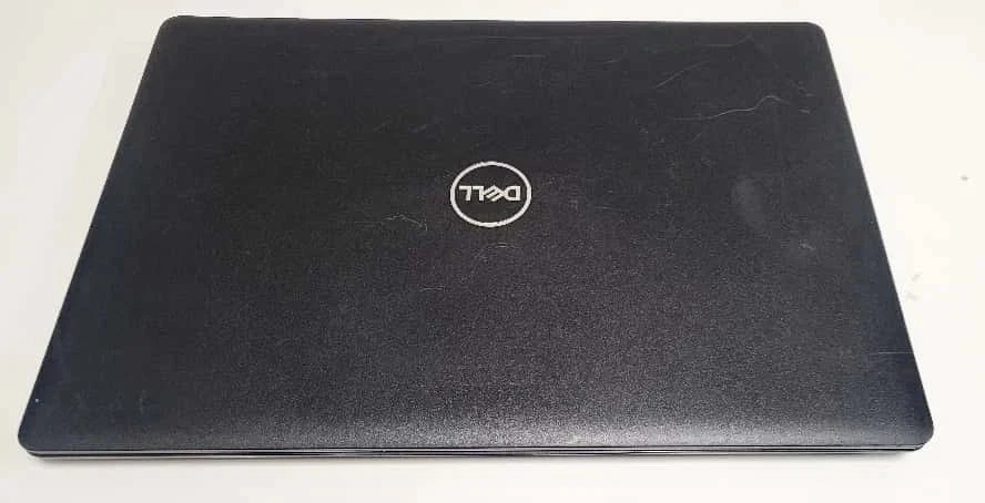 Dell Latitude 3590 · i5-7200U · 4GB · 256GB, photo 2 of 5