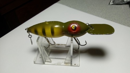 JACK MARTIN'S,"MARTIN LIZARD" RARE VINTAGE CRANKBAIT, C60-70'S,GREEN/YELLOW, VGC - Picture 2 of 4