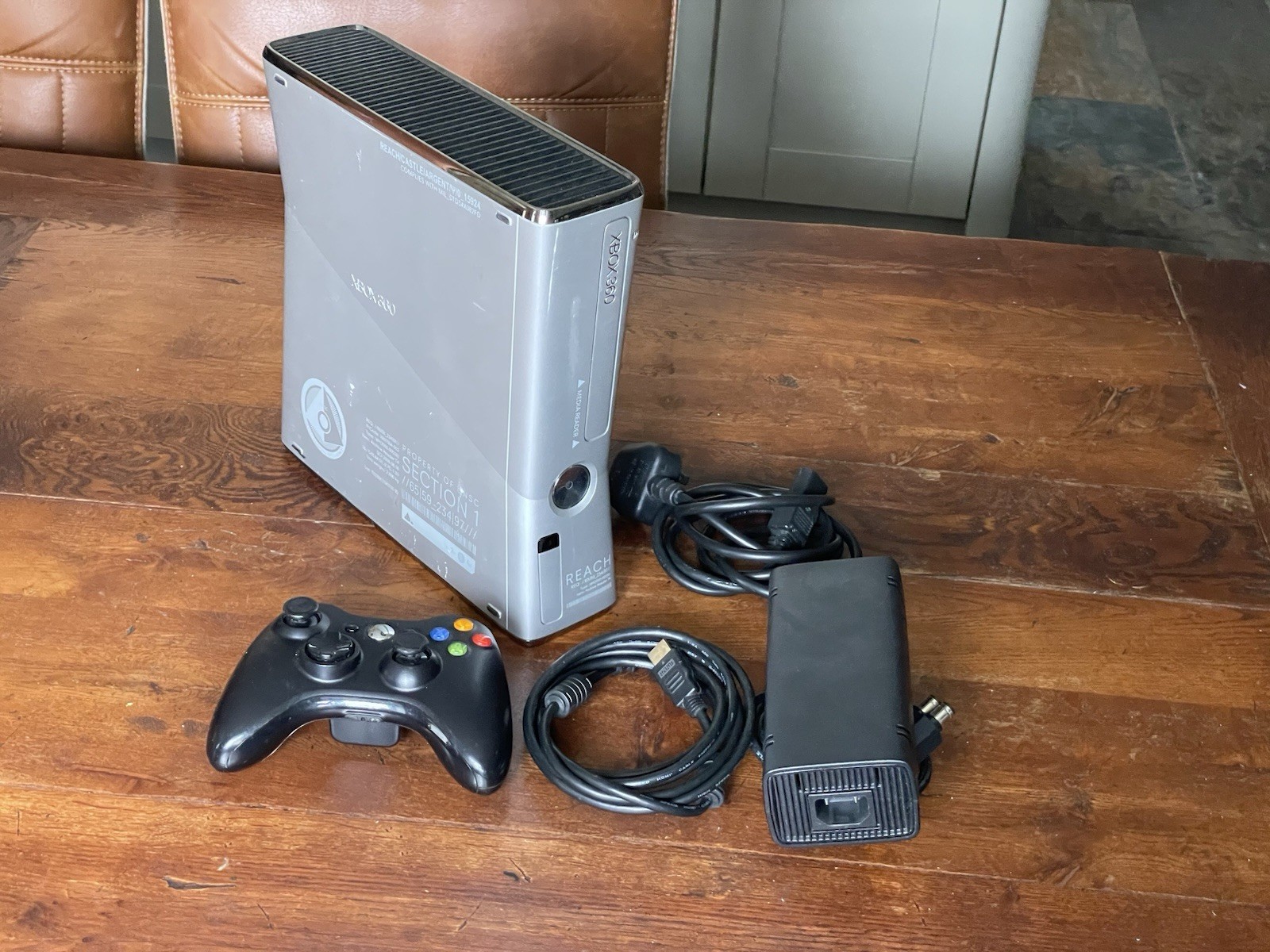 Microsoft Xbox 360 Slim Halo Reach Limited Edition 250GB Console / Working