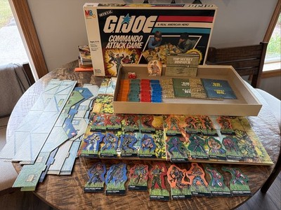 1985 GI JOE Commando Attack Game 100% COMPLETE with Patch & Box Milton Bradley