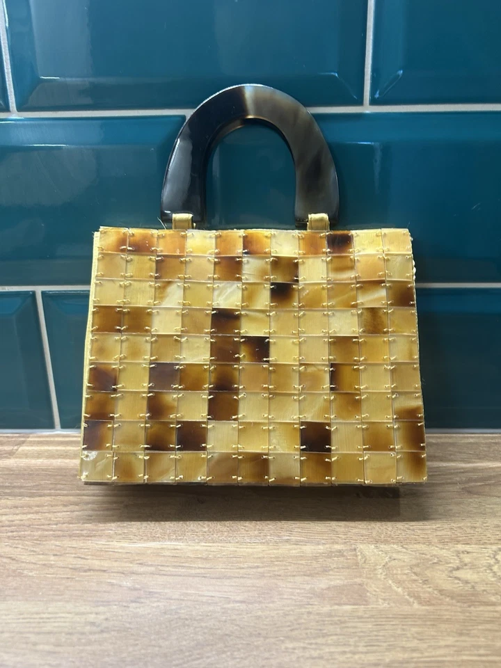 Rare 1960s Vietnamese Tortoiseshell Tile Handbag Bakelite Handles, Vintage Piece - Image 4 of 4