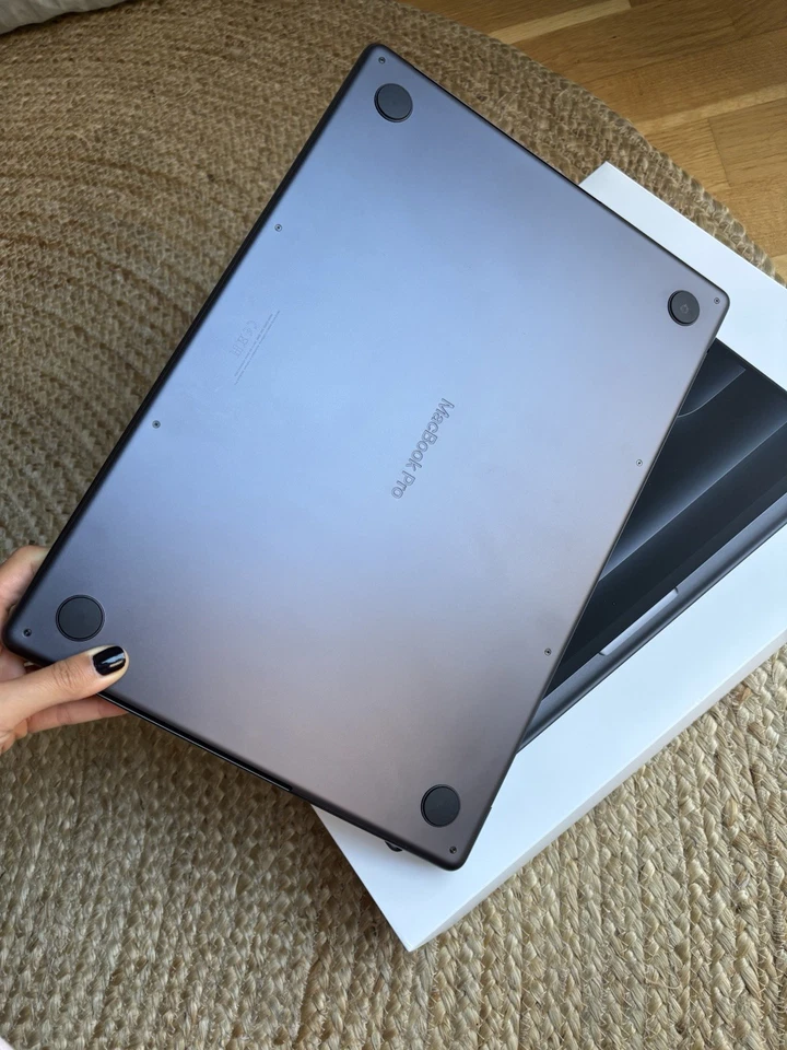 Apple MacBook Pro 16" M4 Pro · 24GB · 1TB, photo 3 of 5