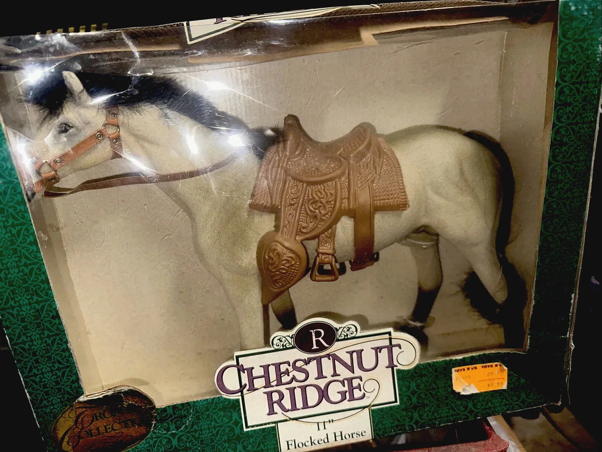 Chestnut Ridge Flocked Horse 11 Figure Toys R Us Trophy Collection NIB