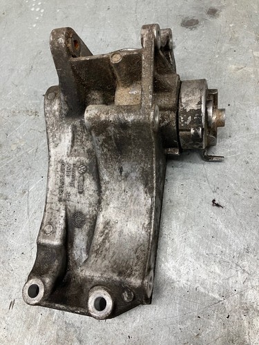 VW Polo 6N Halter für Lichtmaschine / Riemenspanner 030145169H