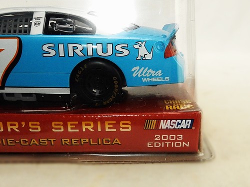 #7 NASCAR 1:24 DieCast, Jimmy Spencer, 200 Dodge Intrepid, Racing Champions D-12 - Picture 7 of 9
