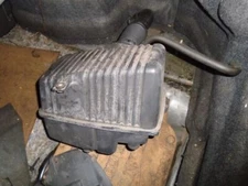 AIR CLEANER SEDAN 24L FITS 01-06 SEBRING 133616