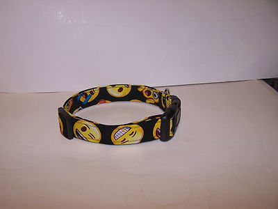 Wet Nose Designs Fun Text Me Emojis Dog Collar Emoticons Yellow on Black