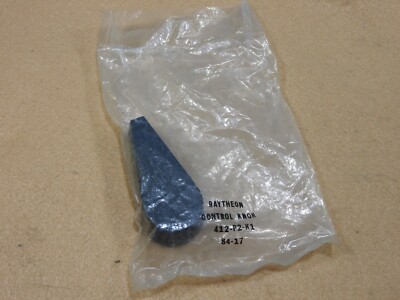 Vintage Raytheon Pointer Knob, 412-P2-K1, 412P2K1.  - New in Original Bag
