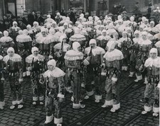 BINCHE c. 1935 - Fête des Gilles Belgique - P 571