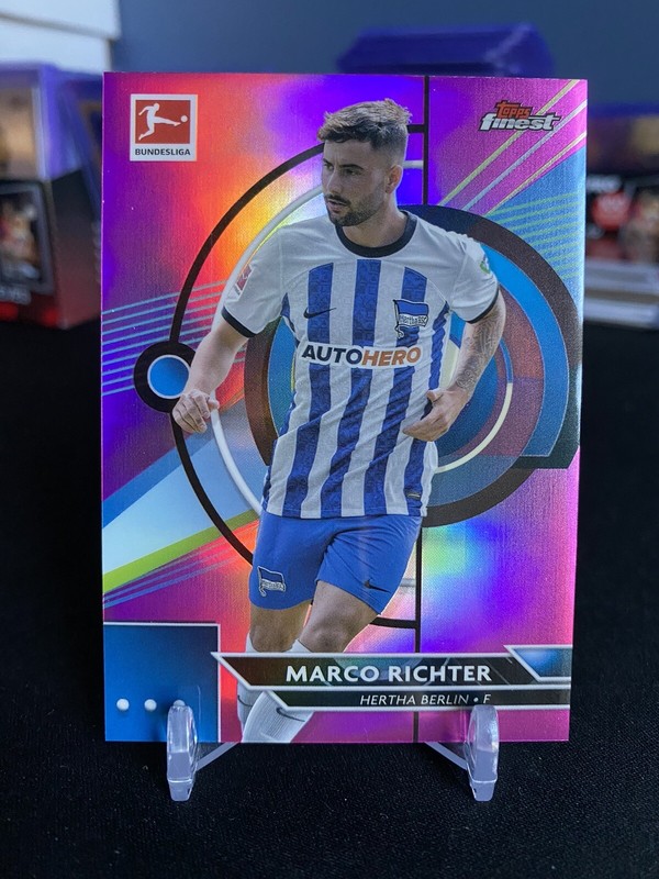 Marco Richter 2022-23 Topps Finest Bundesliga Pink Refractor /300