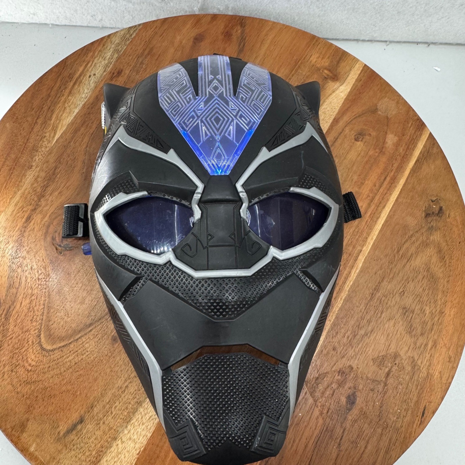 Marvel Black Panther Vibranium Power FX Mask Pulsating Light Effects Hasbro thumbnail 2