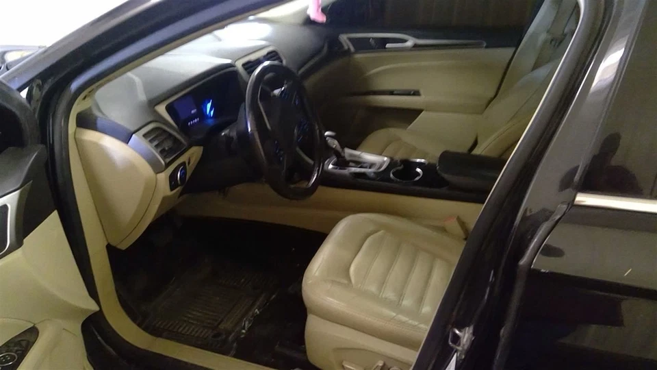 Mola helicoidal traseira Ford Fusion 2015 DG9Z5560G 4550 - Imagem 2 de 4