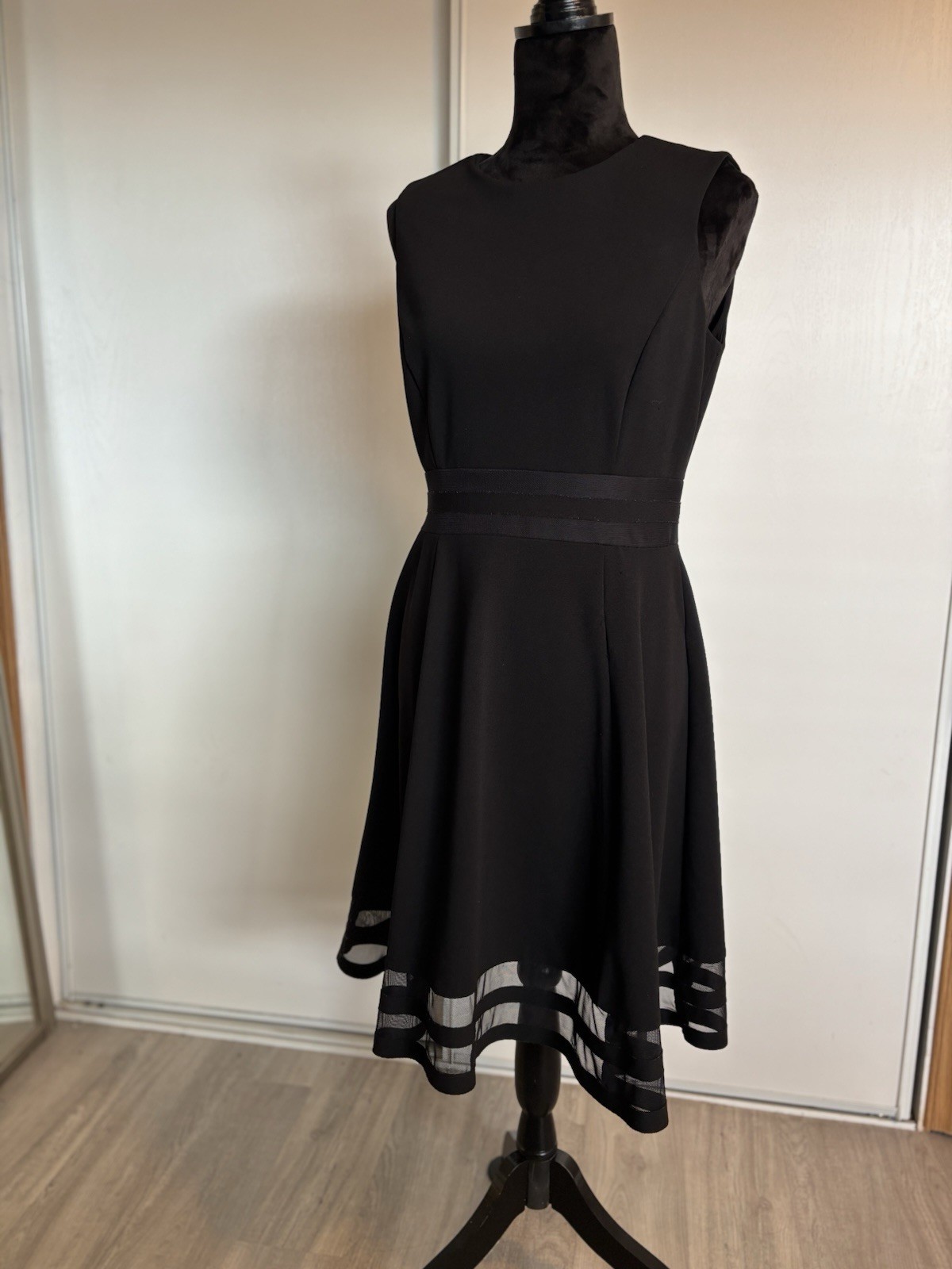 Calvin Klein Black Dress Women’s 8 Wedding Guest Formal Baby Shower Trad Wife
