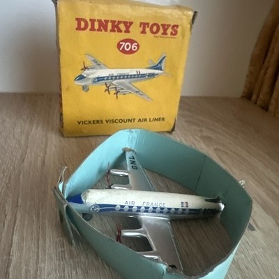Dinky Toys No 706 'VICKERS VISCOUNT AIR LINER' Air France F-BGNL c.1956