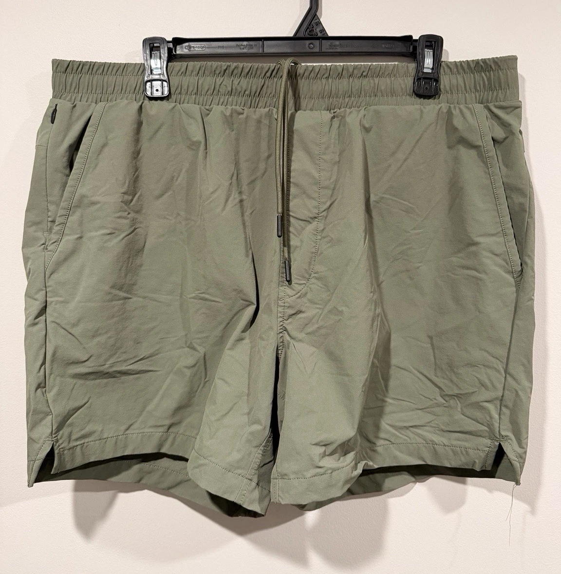 パンツ plililleeeasse nylon track shorts 24ss パンツ plililleeeasse nylon track shorts 24ss