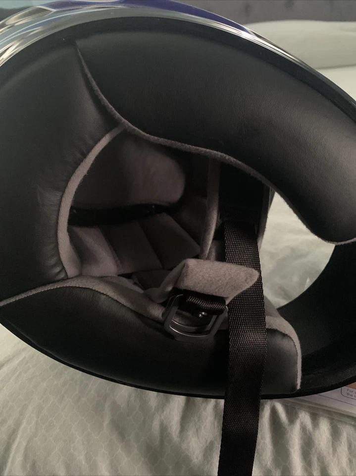 HJC Helmet (Medium) Blue/Black/Silver Worn Only A Few Times Like New!! - Image 3 of 4