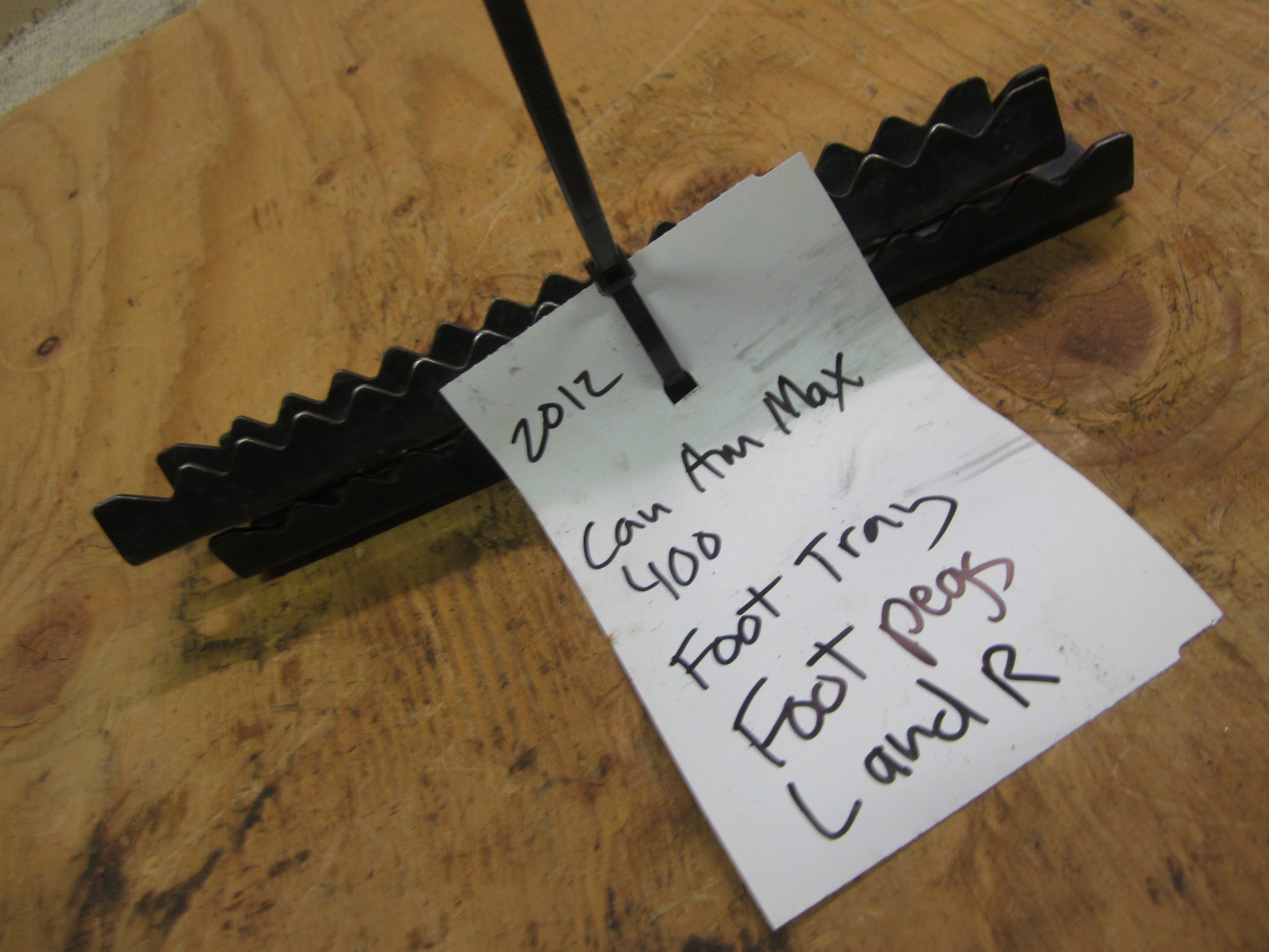 CanAm Outlander Max 400 2012 OEM foot tray foot pegs L&R eBay