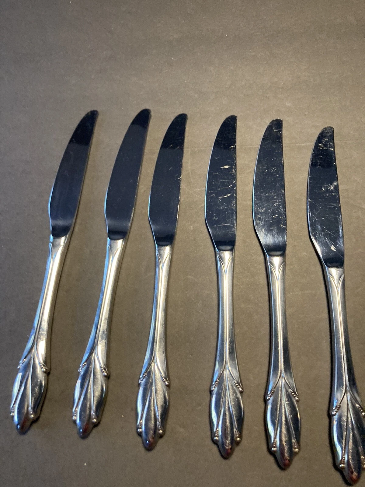 Mikasa Chapelle Serrated Knives (6)