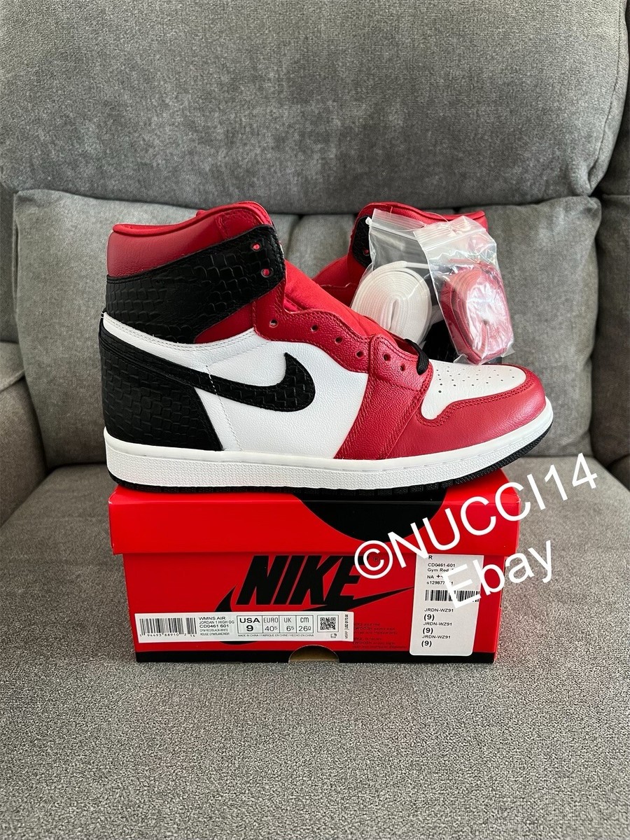 Nike Air Jordan 1 Retro High OG Satin Snake Chicago Size 9 Womens 